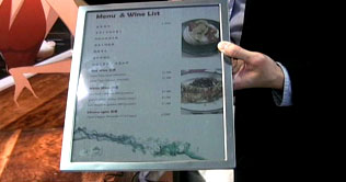 Taiwan firms display e-readers at computer show 